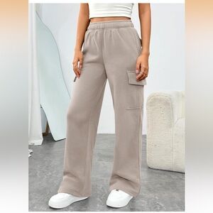 NWT Trendy Queen Cargo Pants